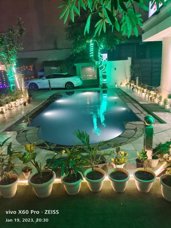 Airport Hotel The Grand Shoba ニューデリー エクステリア 写真
