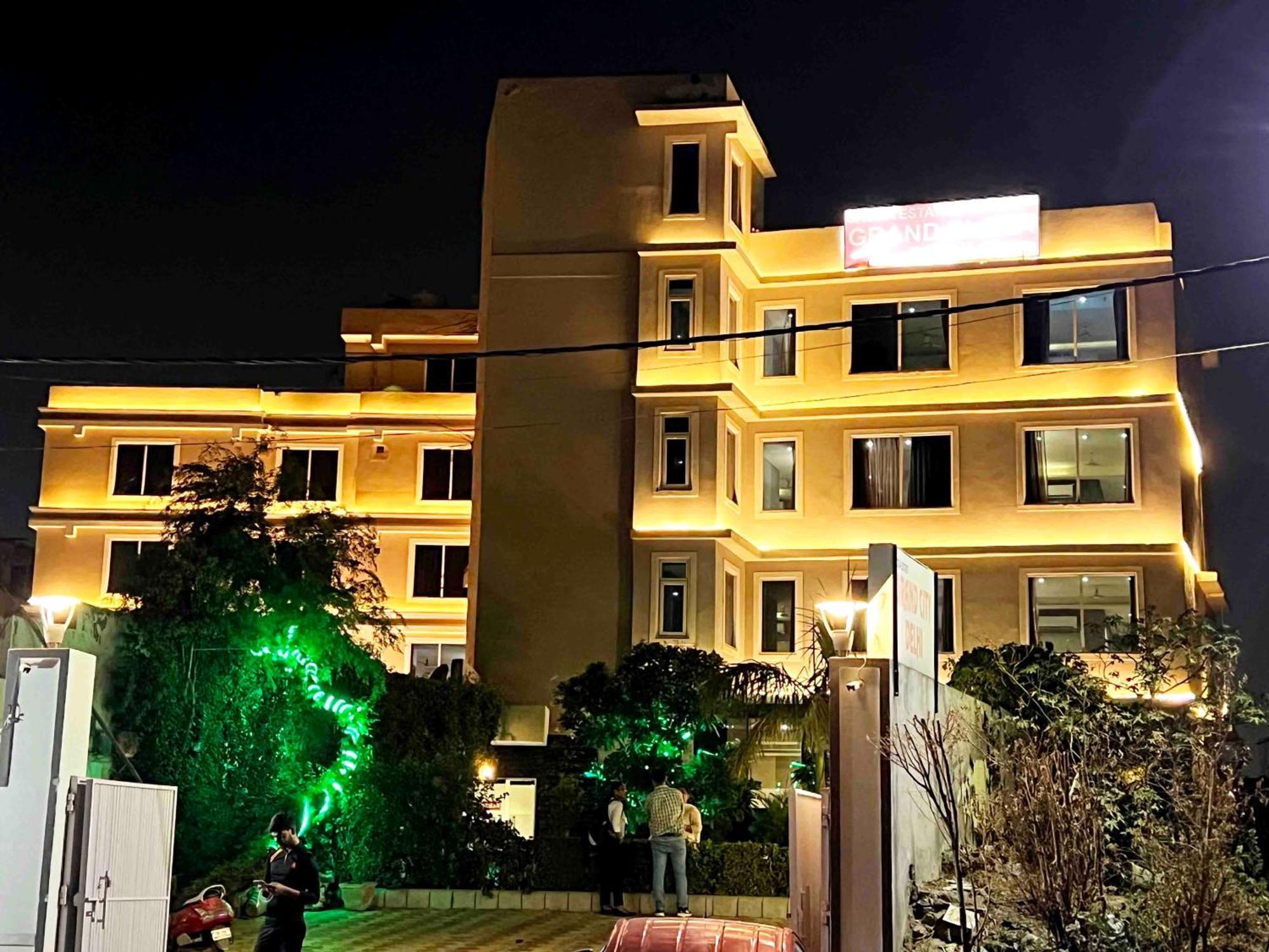 Airport Hotel The Grand Shoba ニューデリー エクステリア 写真