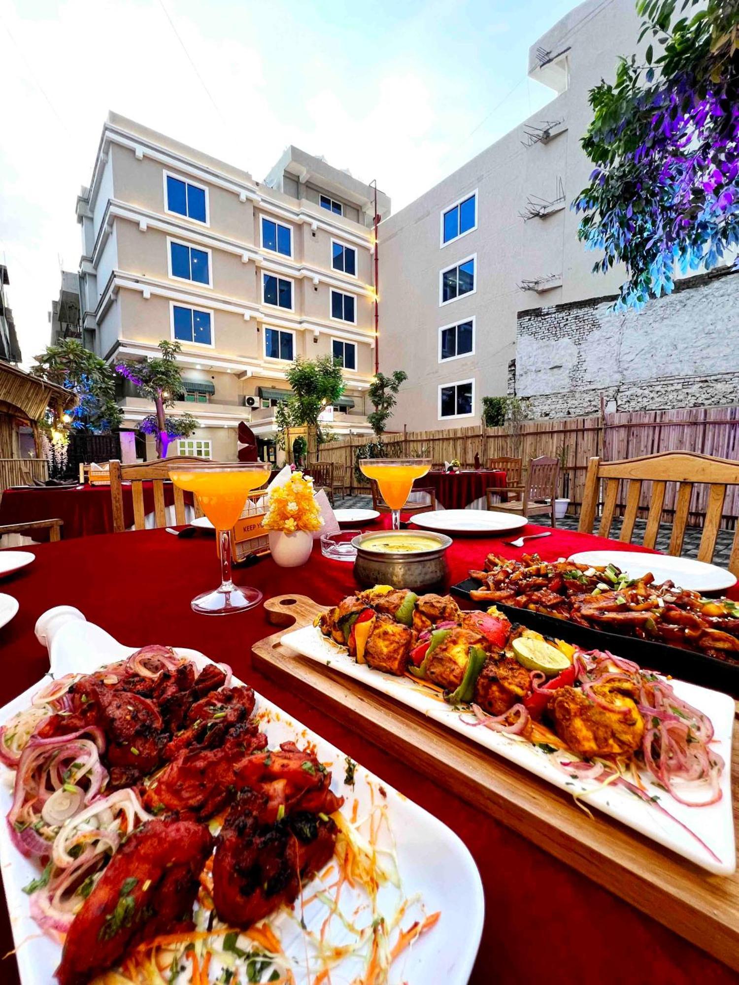 Airport Hotel The Grand Shoba ニューデリー エクステリア 写真